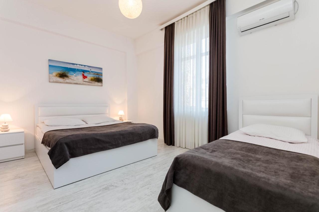 Lovely 2 Bedroom Flat Tbilisi Esterno foto
