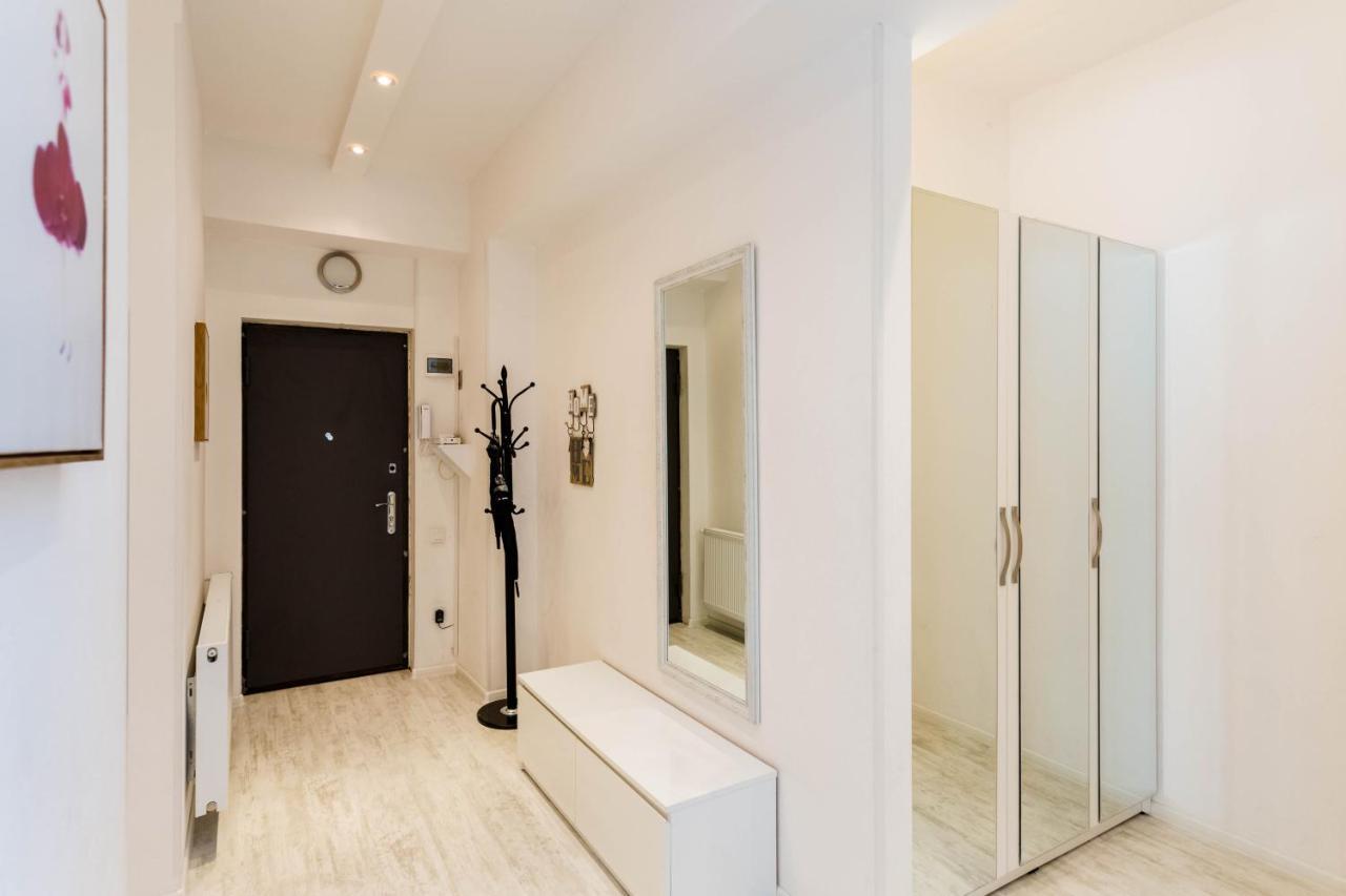 Lovely 2 Bedroom Flat Tbilisi Esterno foto